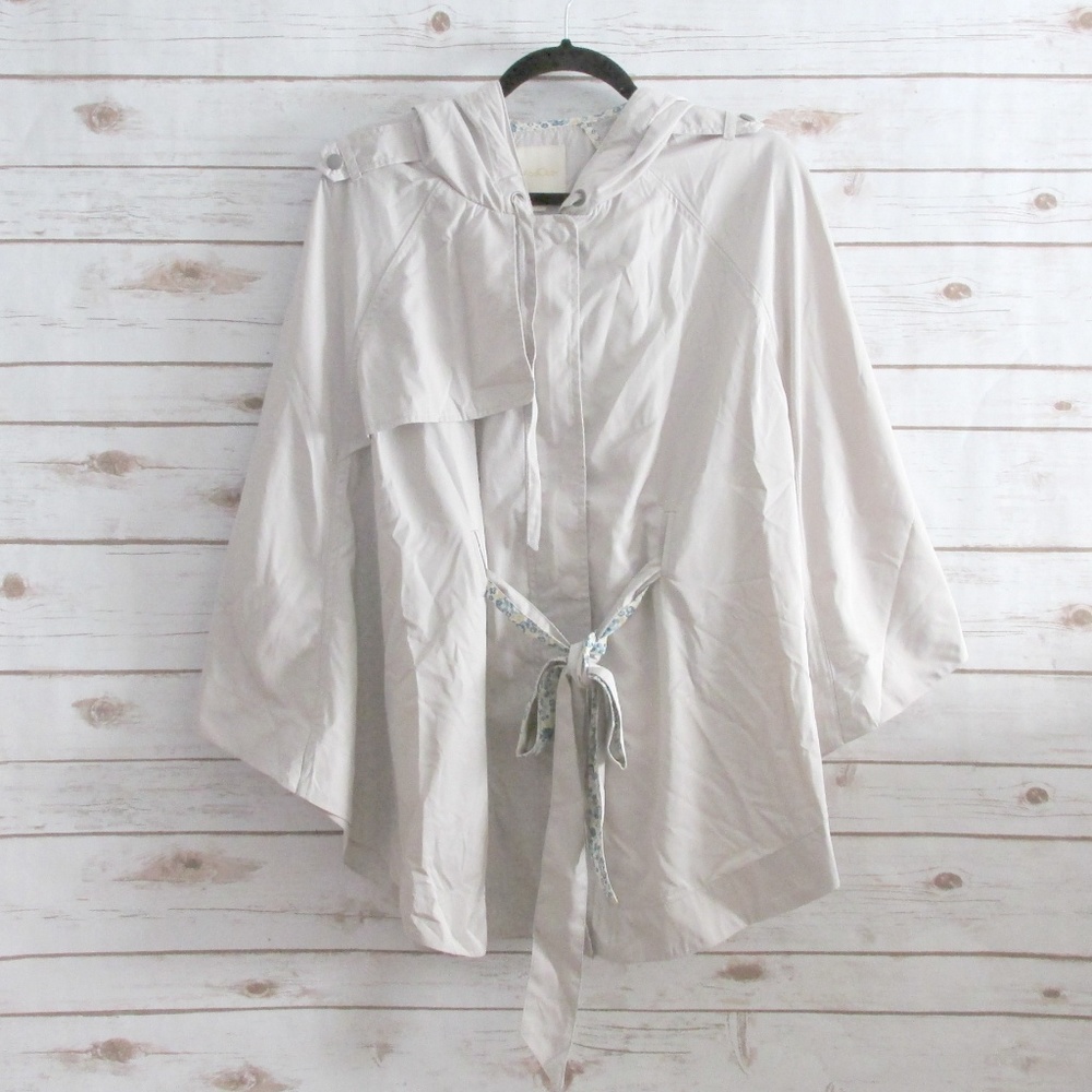 ModCloth Taupe French Quarter Explorer Hooded Cape - Picture 5 of 7